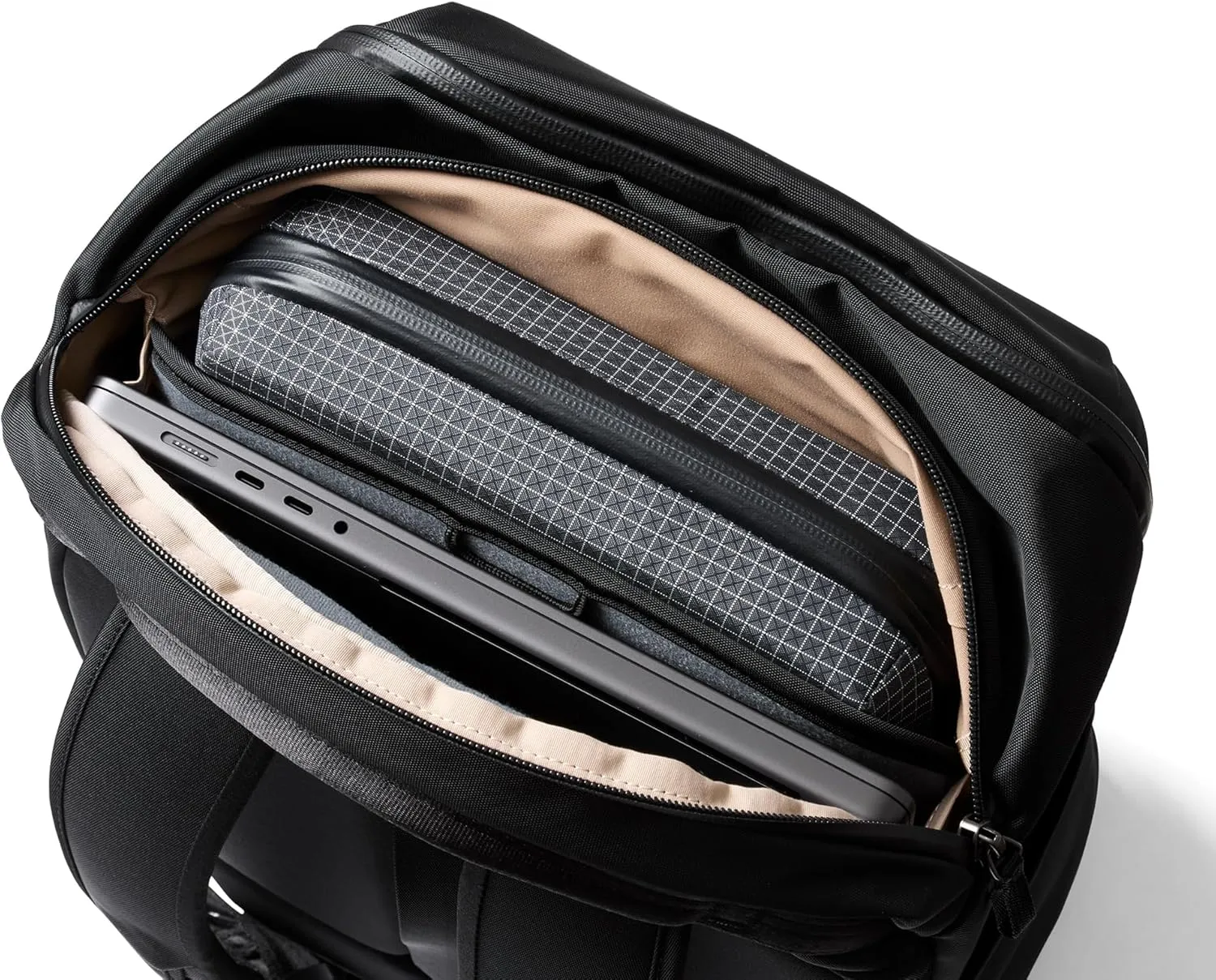 Bellroy Transit Workpack (26 liters, laptops up to 16”, tech accessories, gym gear, shoes, water bottle, daily essentials) - Black