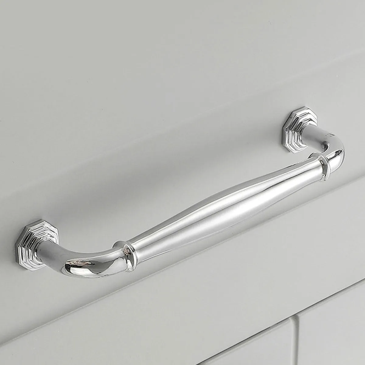 Classic Polished Brass Cabinet Pull Handles