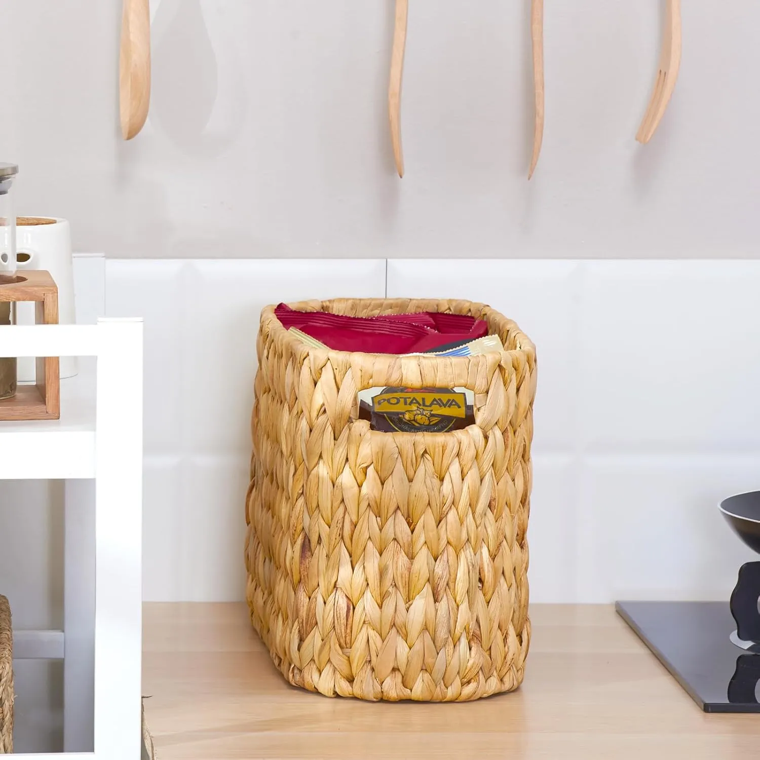 ELONG HOME Toilet Paper Storage Basket, Water Hyacinth Wicker Storage Holder for 6 Rolls Toilet Paper with Built-in Handles