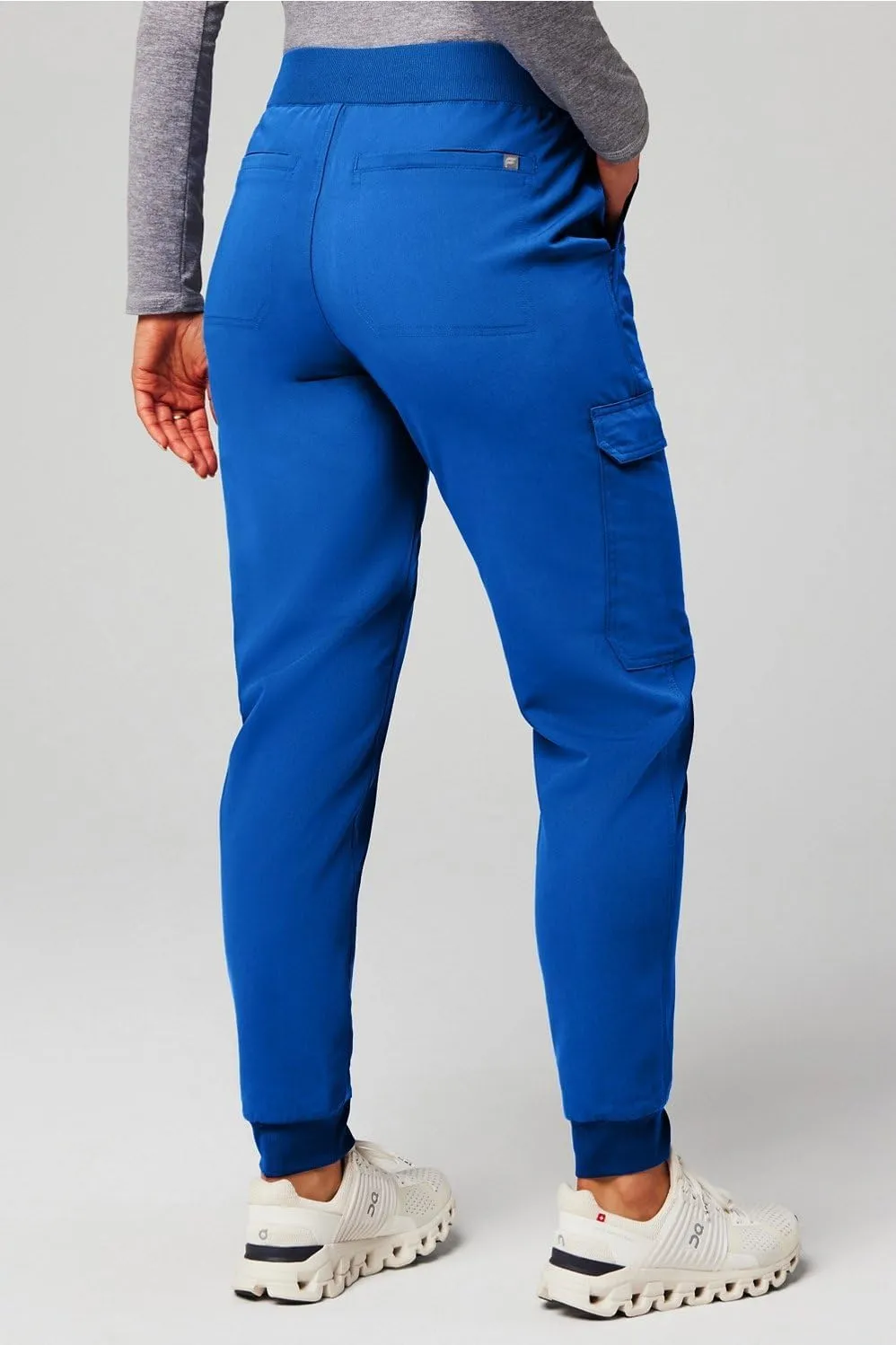 Fabletics Women's Evoke Cargo Scrub Jogger - MotionTech, 4-Way Stretch, Wrinkle-Resist, Anti-Shrink