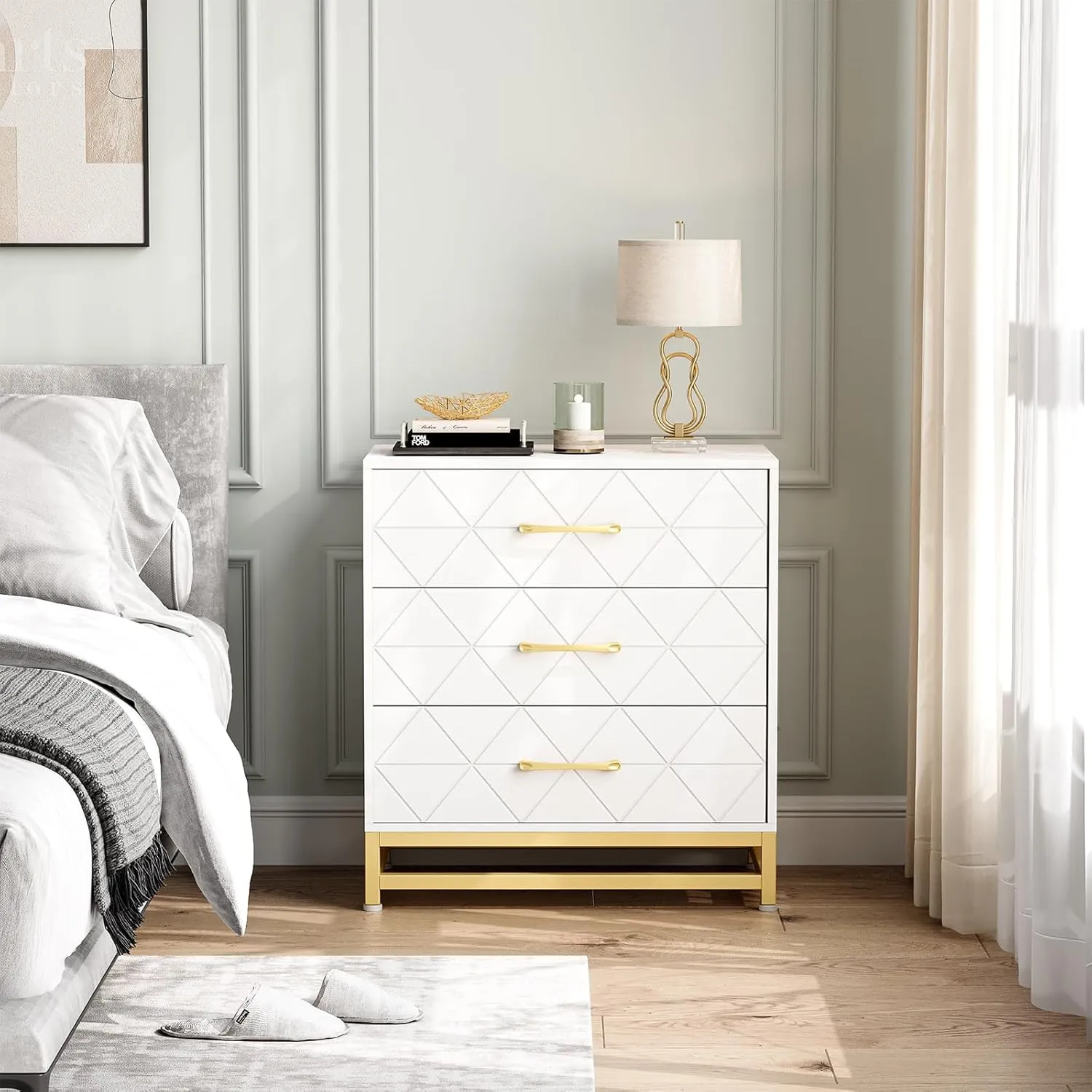GAOMON Dresser for Bedroom with 3 Drawer, Modern Dressers Chest of Drawers, with Wide Drawers and Metal Handles, Wood Dressers, White