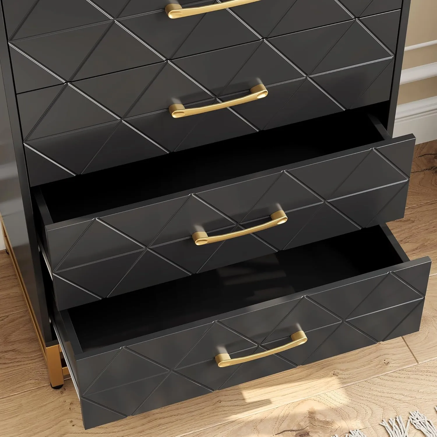 GAOMON Dresser for Bedroom with 4 Drawer, Modern Dressers Chest of Drawers, with Wide Drawers and Metal Handles, Wood Dressers, Black