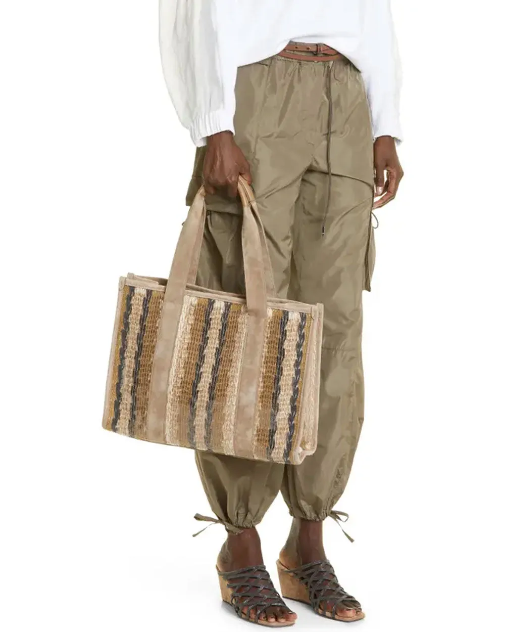 Glamour Paillette Tote in Brown