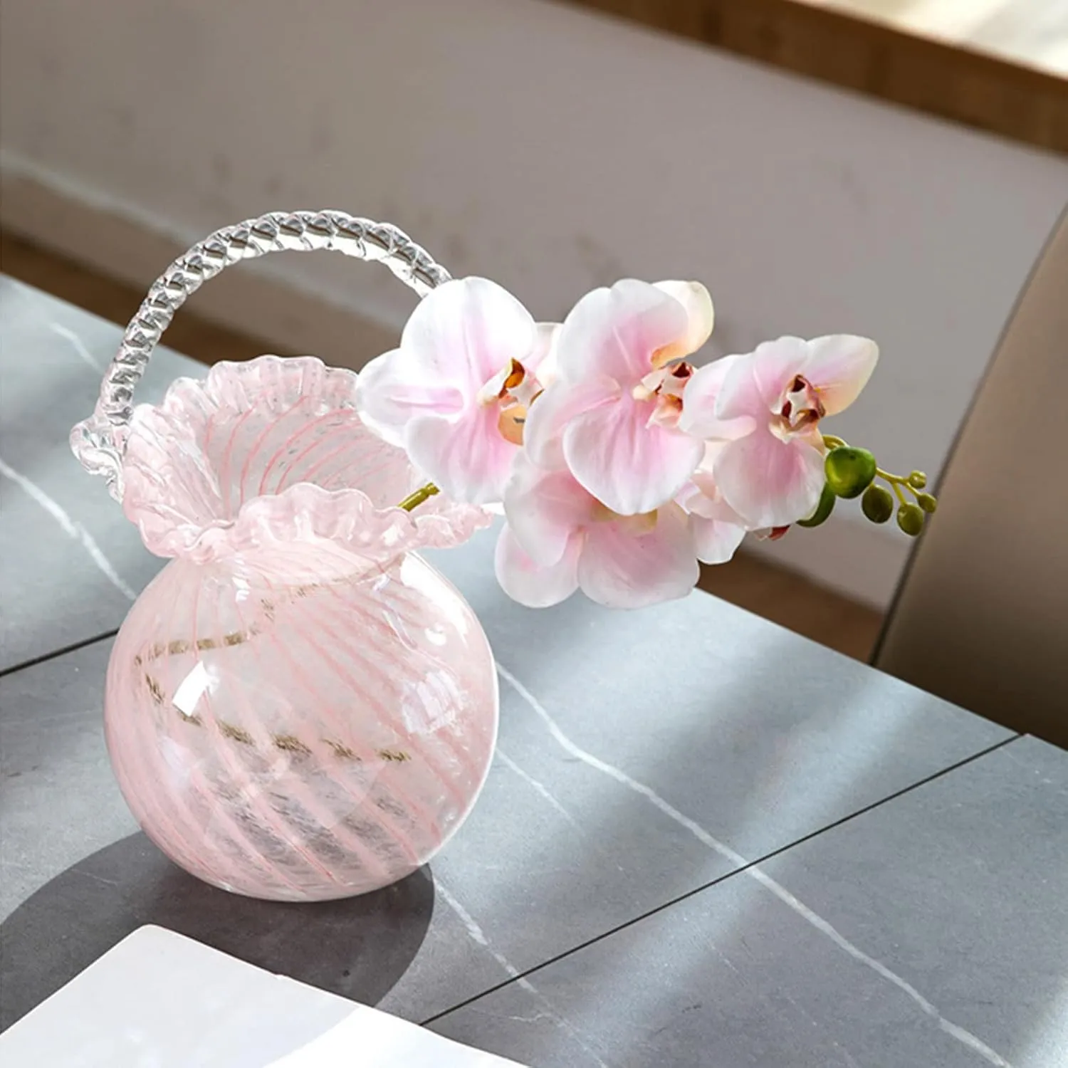 Glass Bag Vase for Flowers Glazed Purse Vase Handbag Shape Flower Vase Translucent Basket Vase Totebag Vase with Handles for Home Living Room Decor(Pink M)
