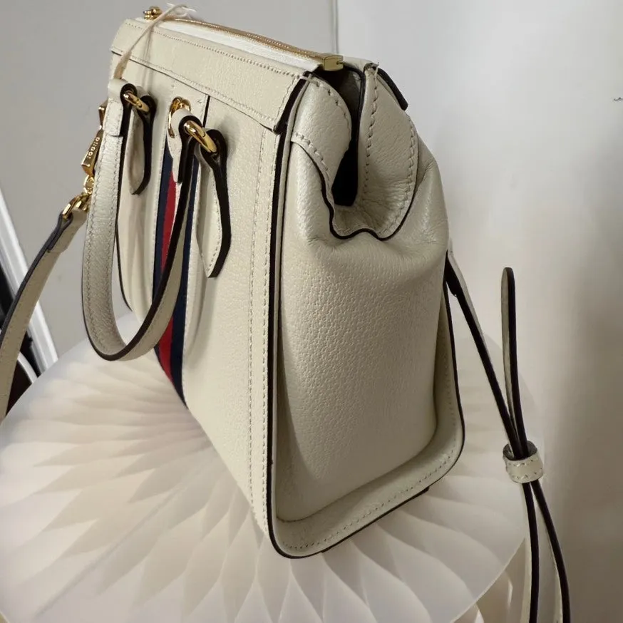 Gucci GG Marmont 2way Bag 2DXU in White Leather with Red/Black Stripe, Crossbody/Shoulder Bag