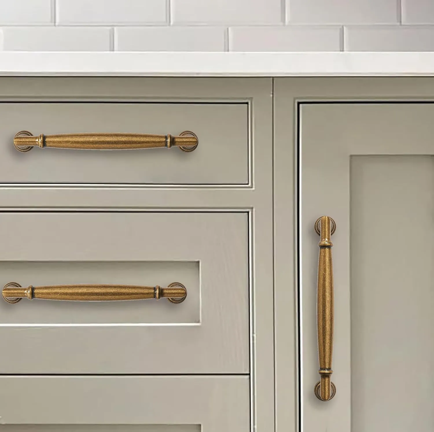 khtumeware 2 Pack 6 Inch(152mm) Antique Brass Cabinet Pulls Heavy Duty Solid Vintage Brass Cabinet Handles Kitchen Antique Bronze Cabinet Hardware for Cupboard Drawer Handles