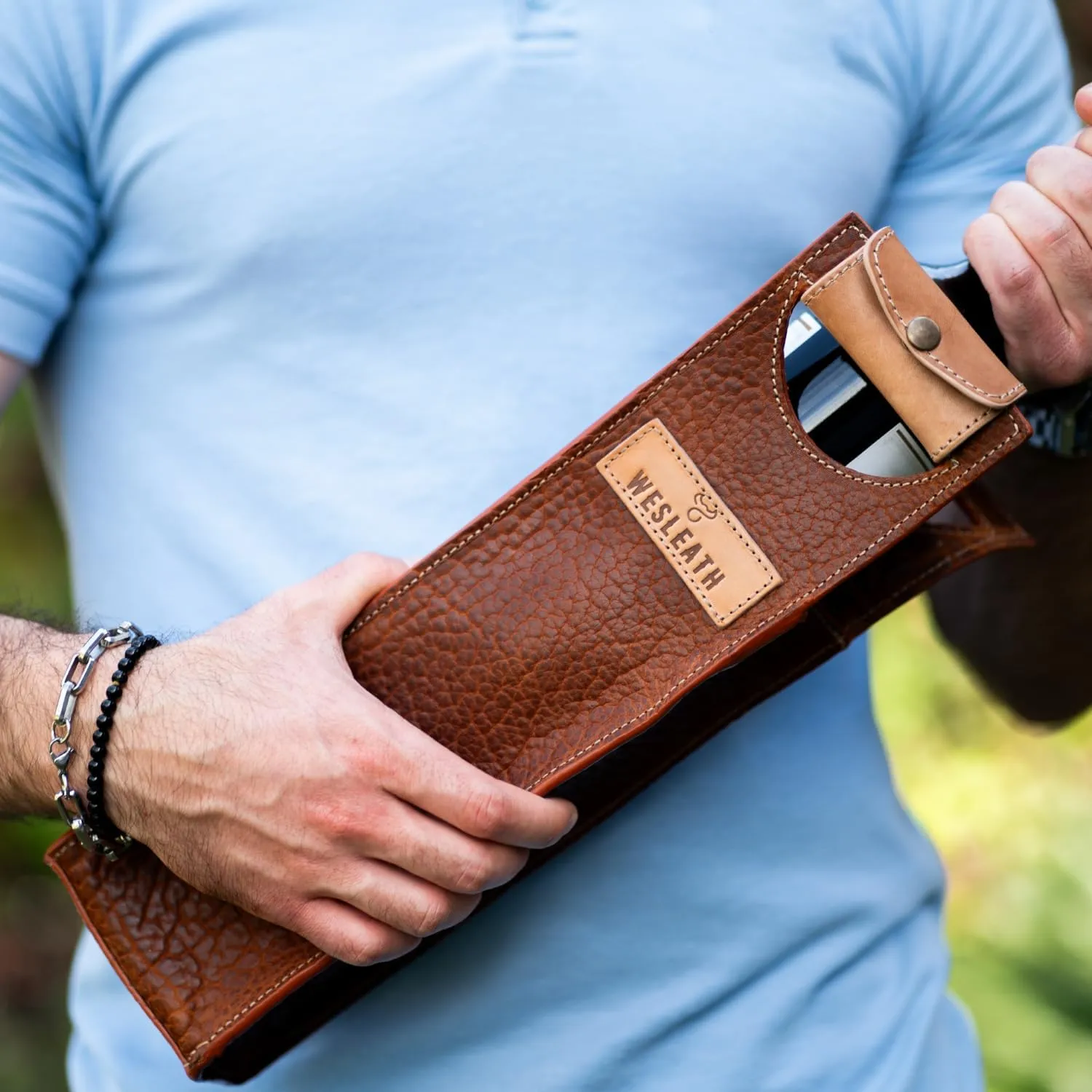 Leather Tote Wine Carrier Bag | Premium Quality Single Bottle Carry with Strong Handles, Bison Leather & Metal Buckle - Protective Carrier for Picnic, Wine Champagne Gift Bag in Bison Whisky