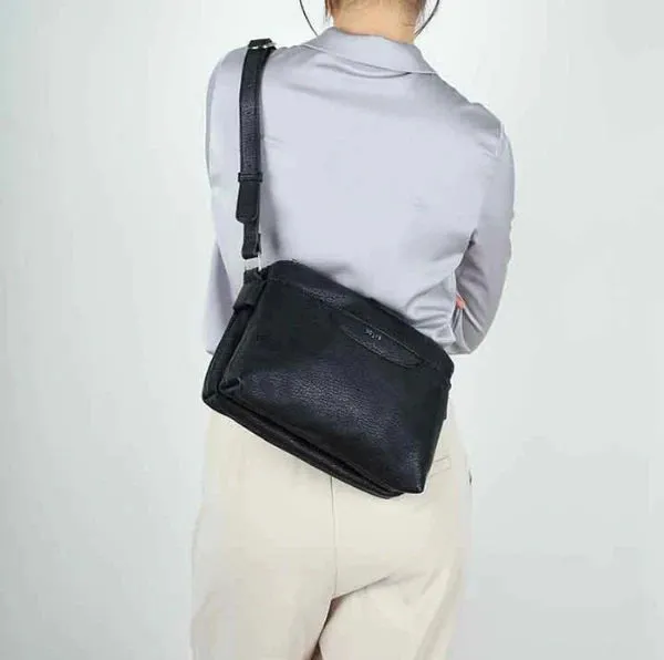 Magali Crossbody