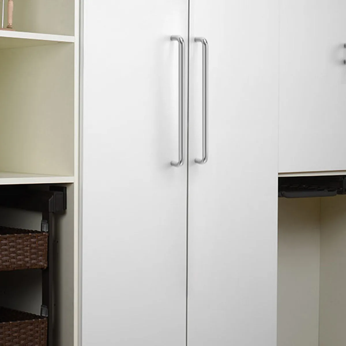 Modern U-Shaped Cabinet Handles – Sleek Brass & Chrome Drawer Pulls