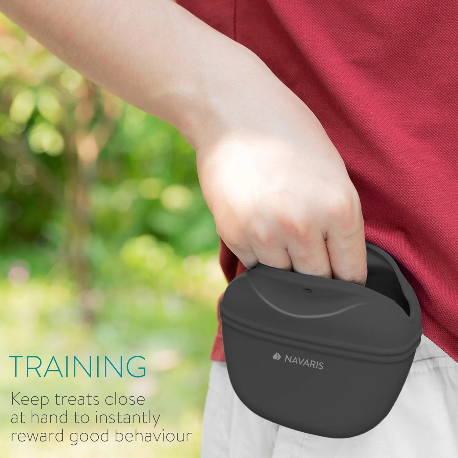Navaris Silicone Dog Treat Pouch - Training Pet Puppy Bag Pocket Snack Treat Food Holder with Clip for Belt for Dog Walks - Set of 2
