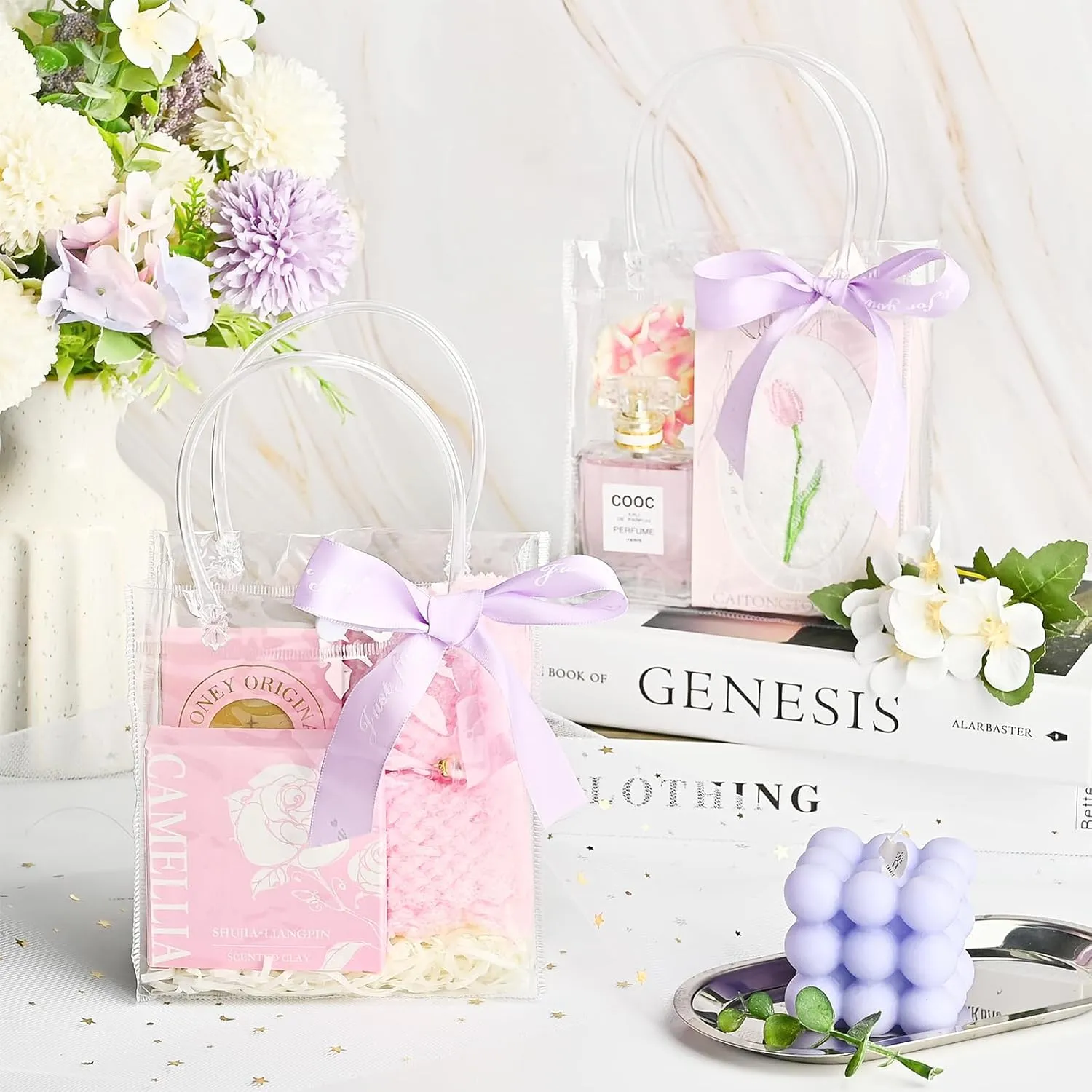 Ohuimrt 50 PCS Clear Plastic Gift Bags with Handles, Reusable Party Favor Bags with Ribbon Transparent Gift Wrap Bags Bulk for Weddings Birthdays, 5.9 x 6.3 x 2.8 Inches