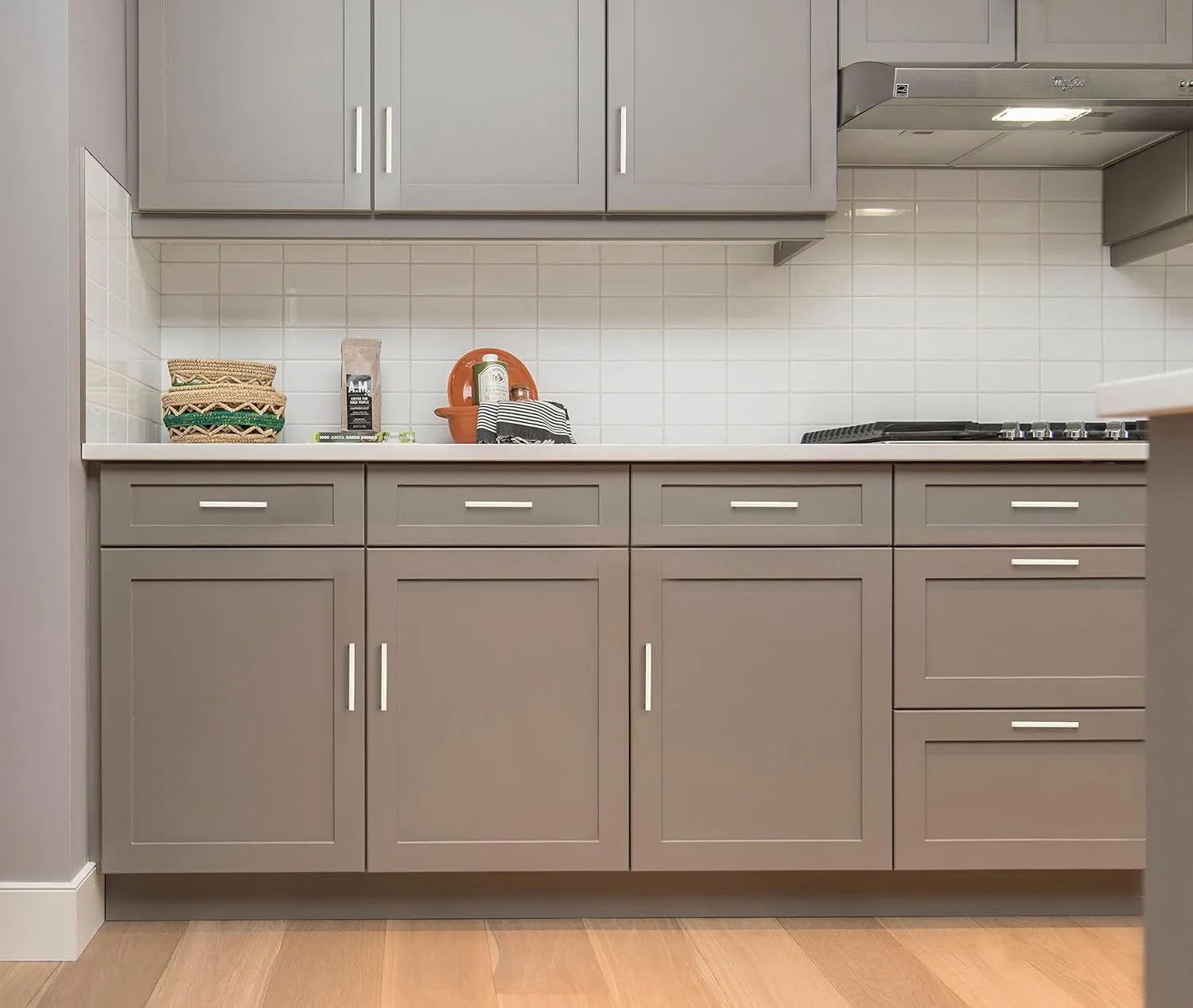 Ravinte 25 Pack Solid 5 Inch Kitchen Square Cabinet Handles Brushed Nickel Pulls Drawer Pulls Kitchen Cabinet Hardware Handles