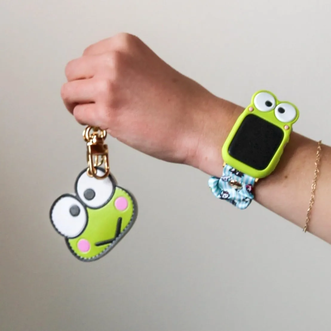 Sonix x Sanrio Character Keychain Case Compatible with Apple AirTag | Protective AirTag Cover Keychain | Keroppi