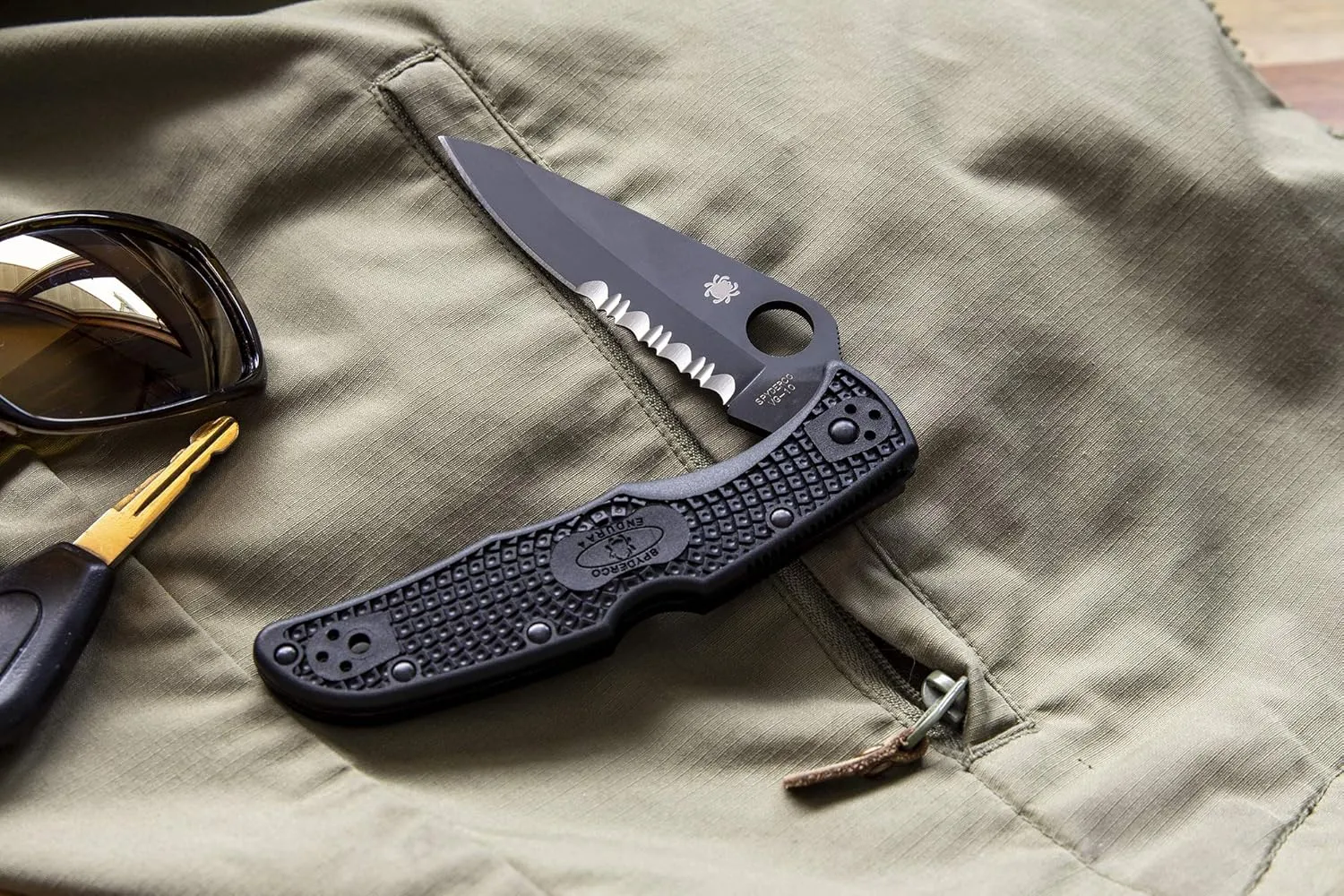 Spyderco Endura 4 Signature Folder Utility Knife with 3.85" VG-10 Steel Blade and Stainless Steel Handle - SpyderEdge - C10S