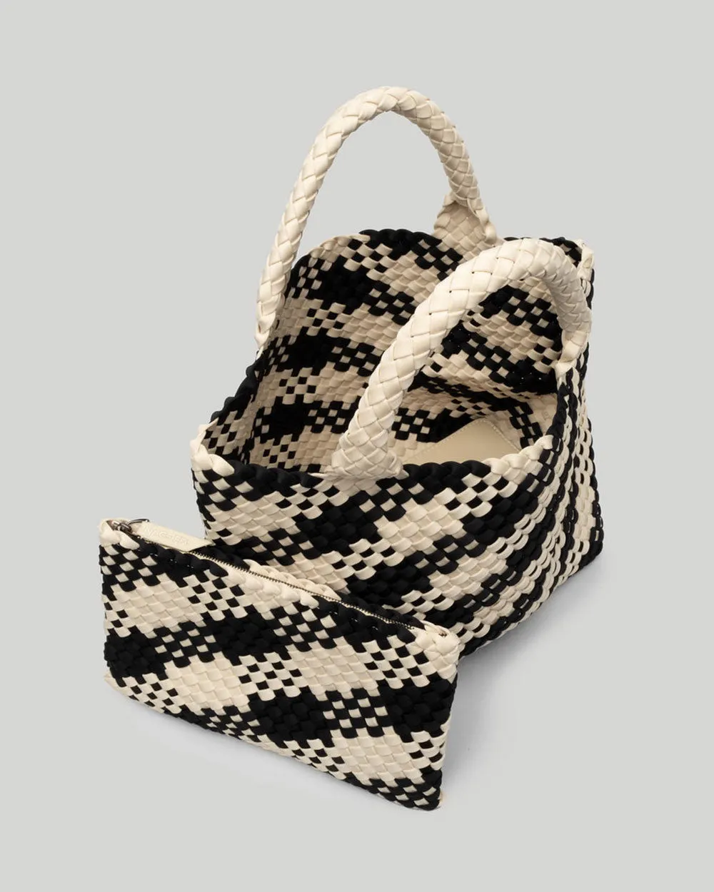St. Barths Medium Plaid Tote in Corisca