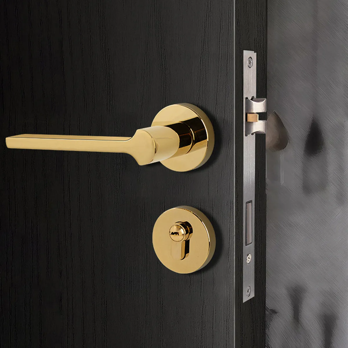 Stylish Aluminium Entrance Door Handles – Front Door Lever Handle Black