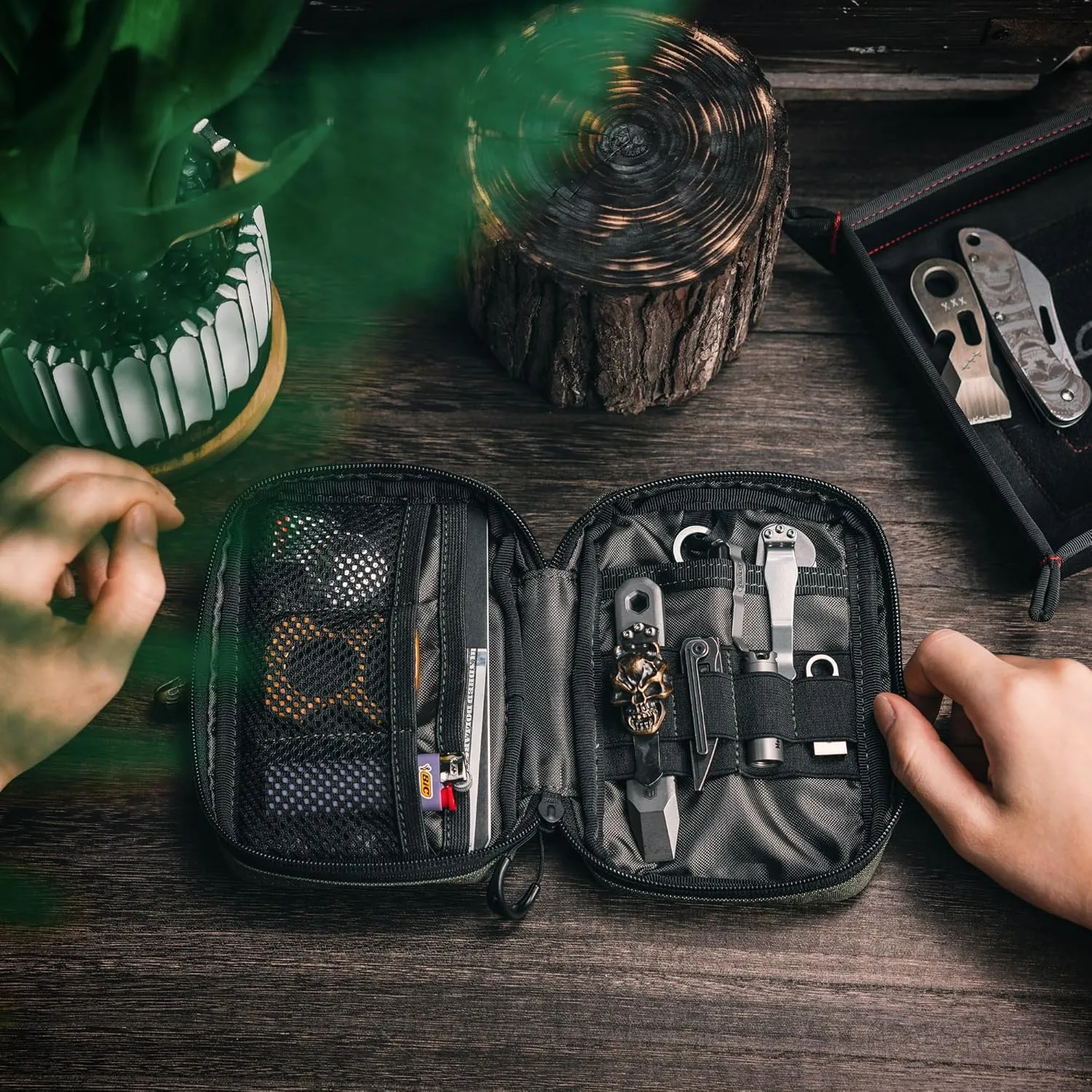 TACTICAL GEEK EDC Compact Waist Pocket Pouch, Men EDC Pouch Organizer, Multi-Purpose Molle Tool Pouch for Multitools, Utility Tool Organizer Bag for Daily Essentials Carry(Block E3.0-GY)