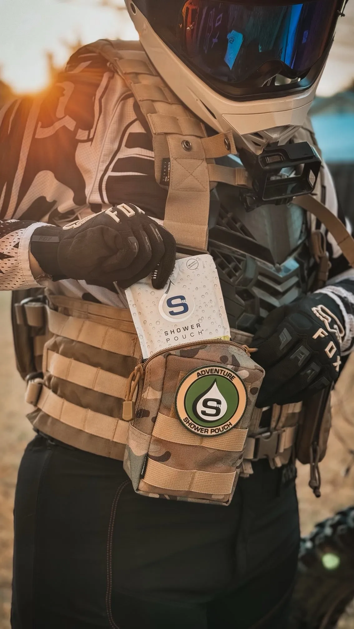 Tactical Molle Zipper Bag   Adventure Sampler Kit: 4 Shower Pouches, 1 Hand Sanitizer (80%), and 1 Deodorant