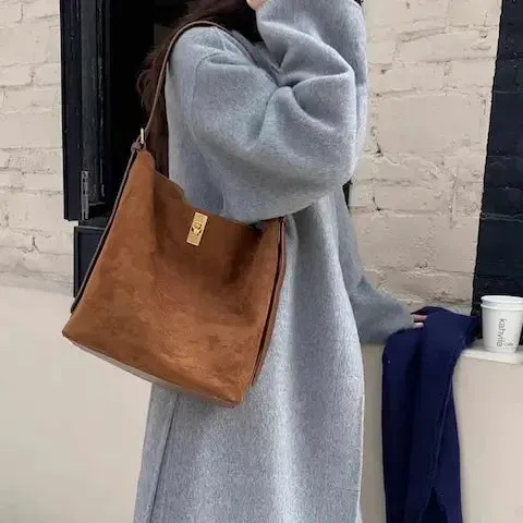 Thelma Bucket Bag