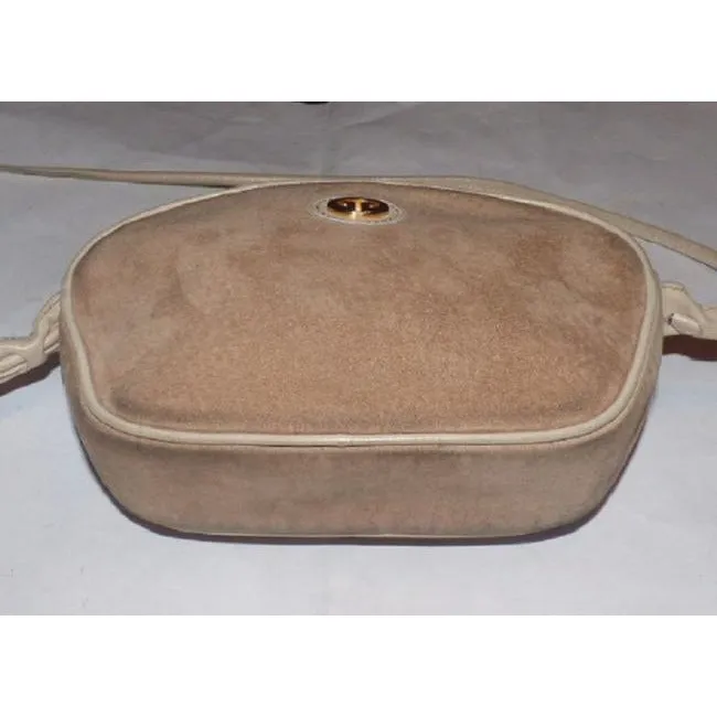 Vintage Excellent reviews Cross Bag Purses Gucci Vast range Beige Suede Body