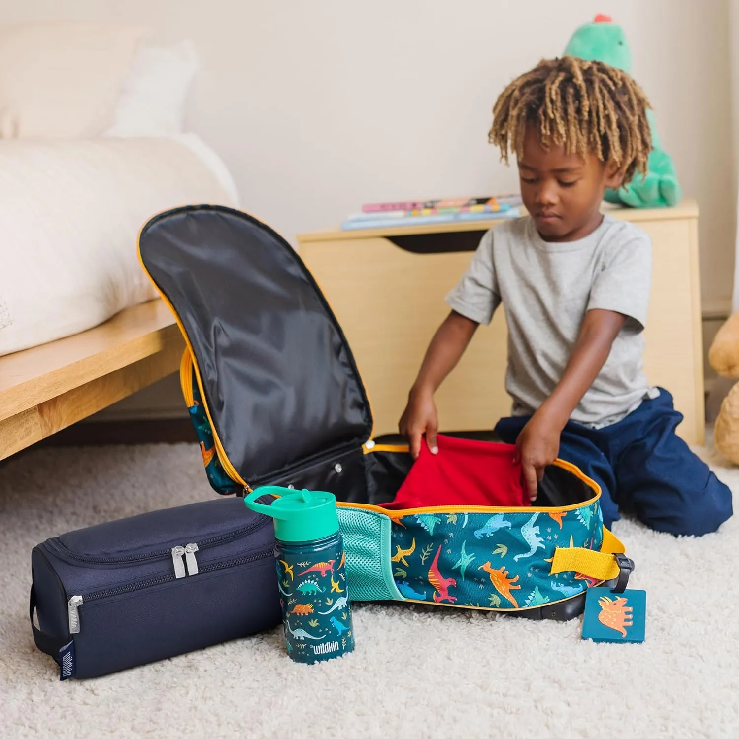 Wildkin Toiletry Bag for Boys and Girls, Stay Organized on the Go with Our Spacious and Multifunctional Toiletry Bags, Ideal for School, Weekend, or Overnight Travel