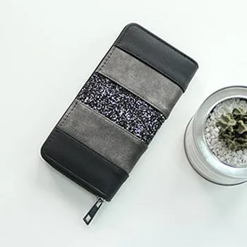 Women's Casual Long Vintage Look Clutch Purse