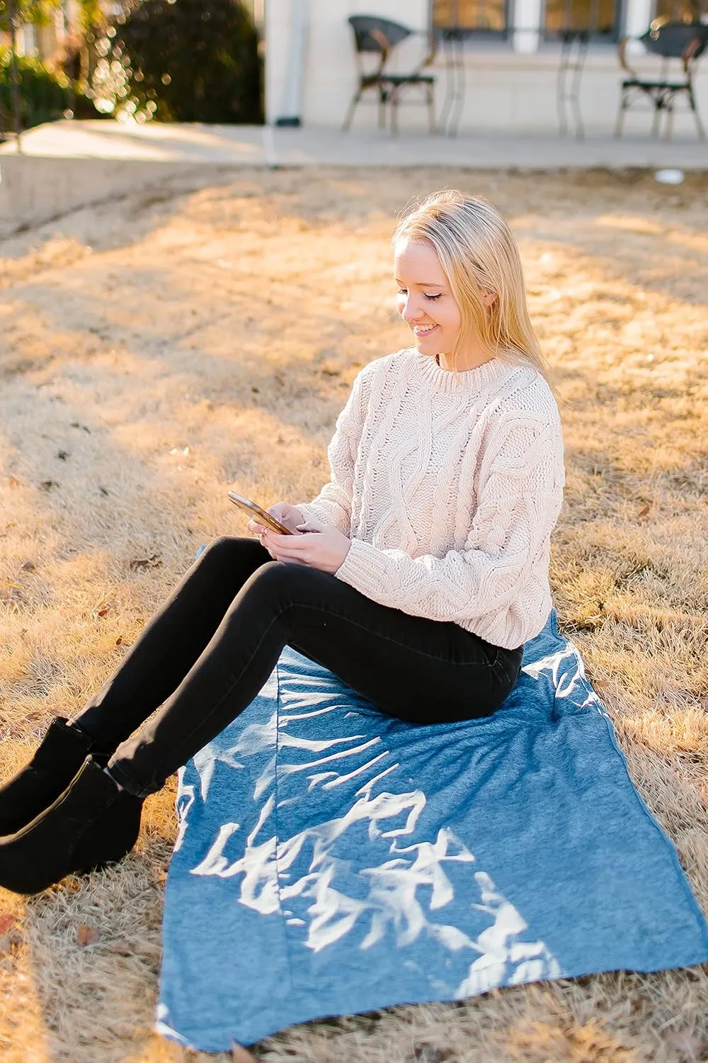 Zero Grid Infinity Travel Scarf Loop with Hidden Zipper Pockets for Passport, Phone, Cash, Cards